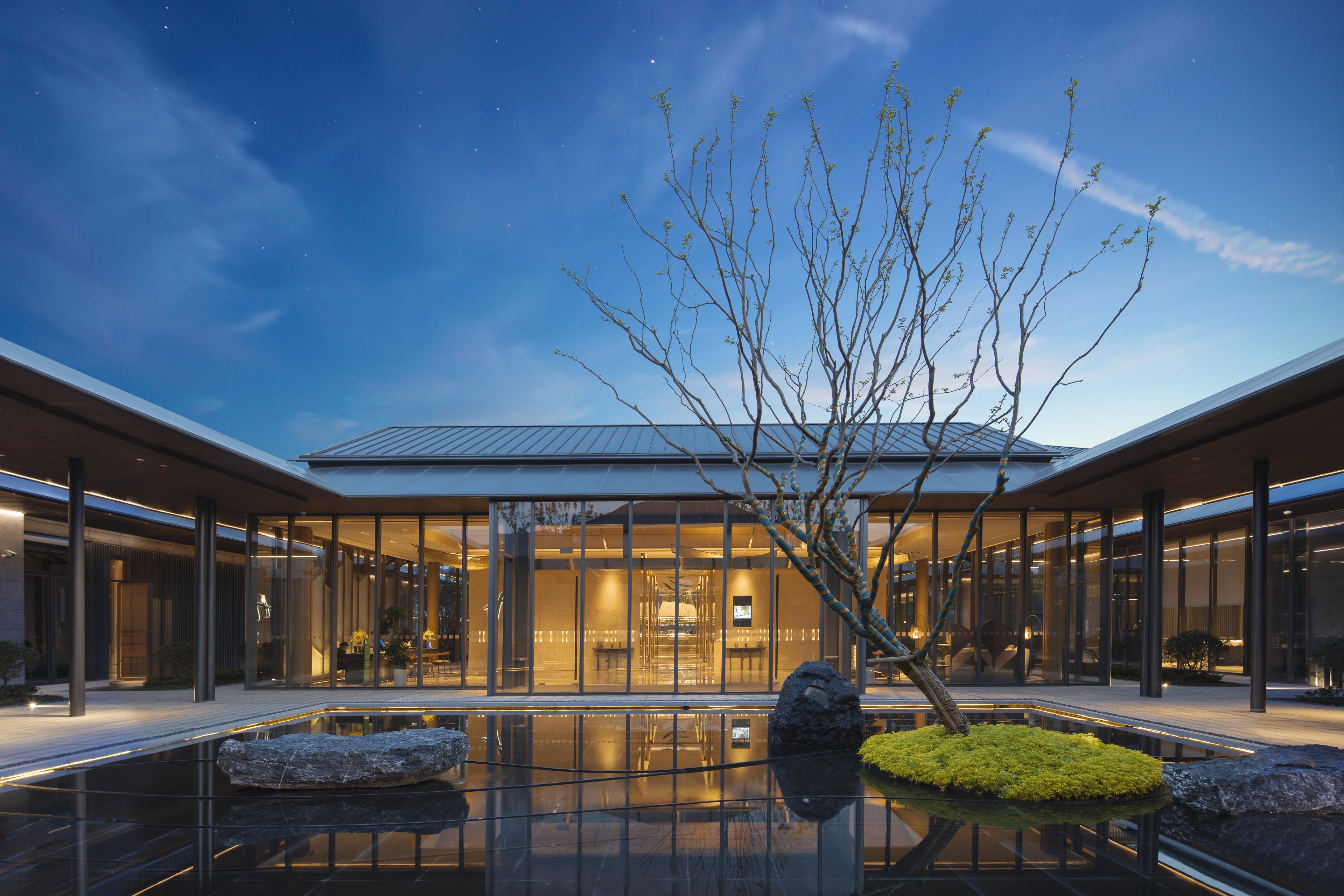 Holiday Inn Deqing Xinshi Ancient Town 1/39