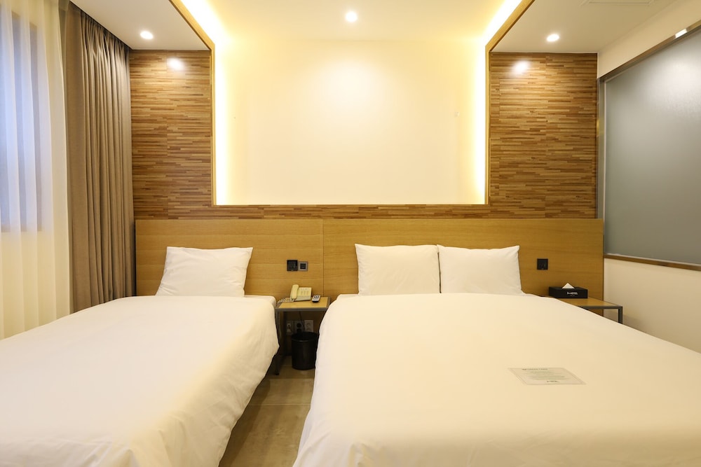Songjeong Olla Hotel 15/50