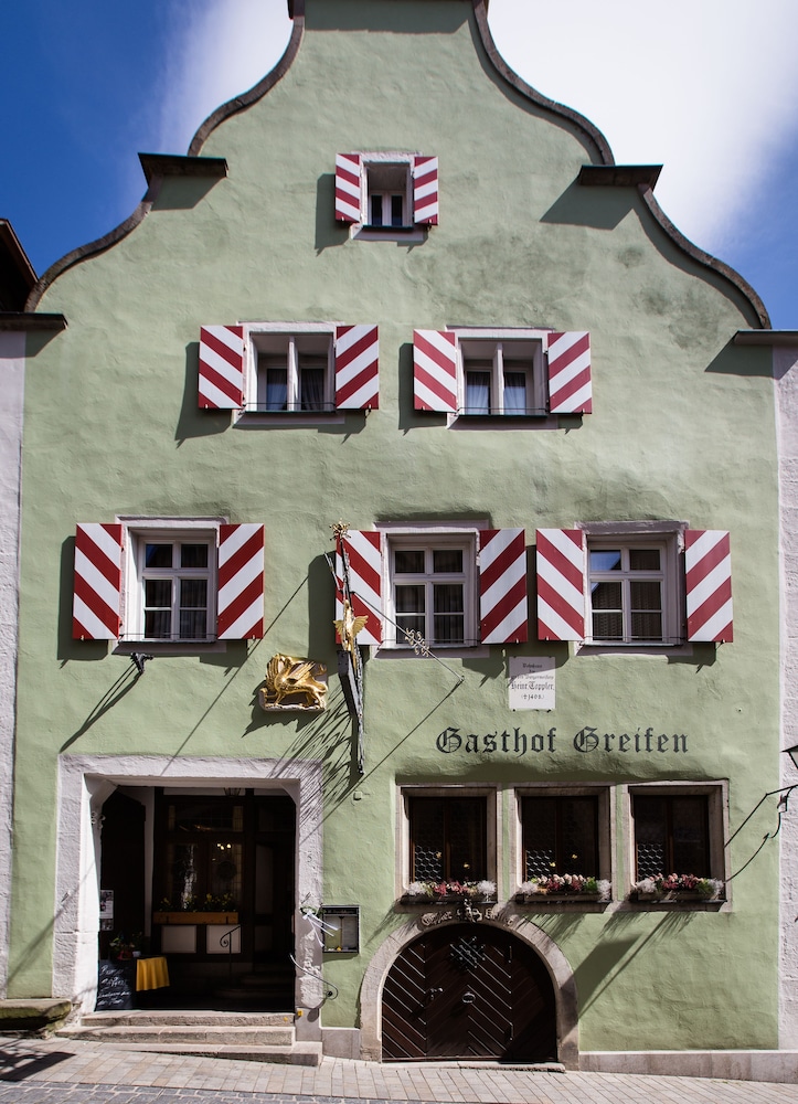 Hotel Gasthof Goldener Greifen 2/50