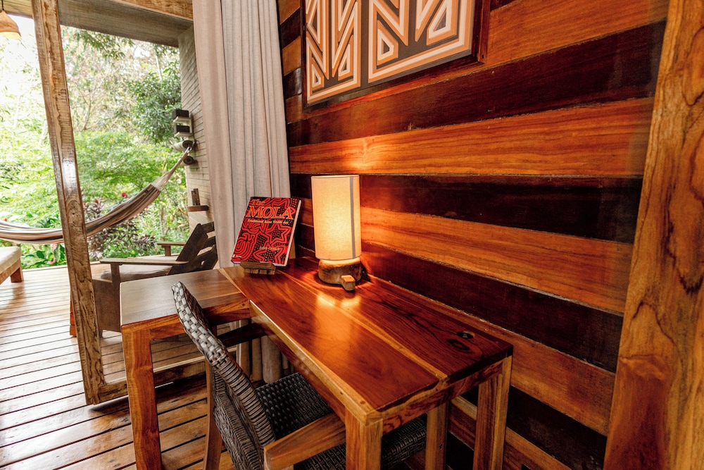 Bambuda Lodge 10/66
