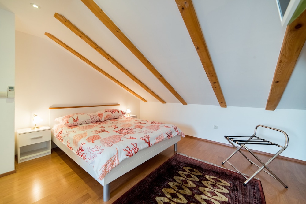 Rooms Raic 19/43