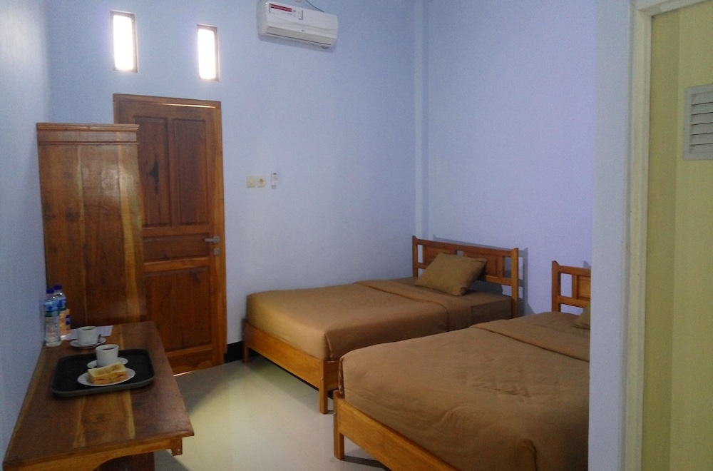 Kasuwari Hotel 12/23