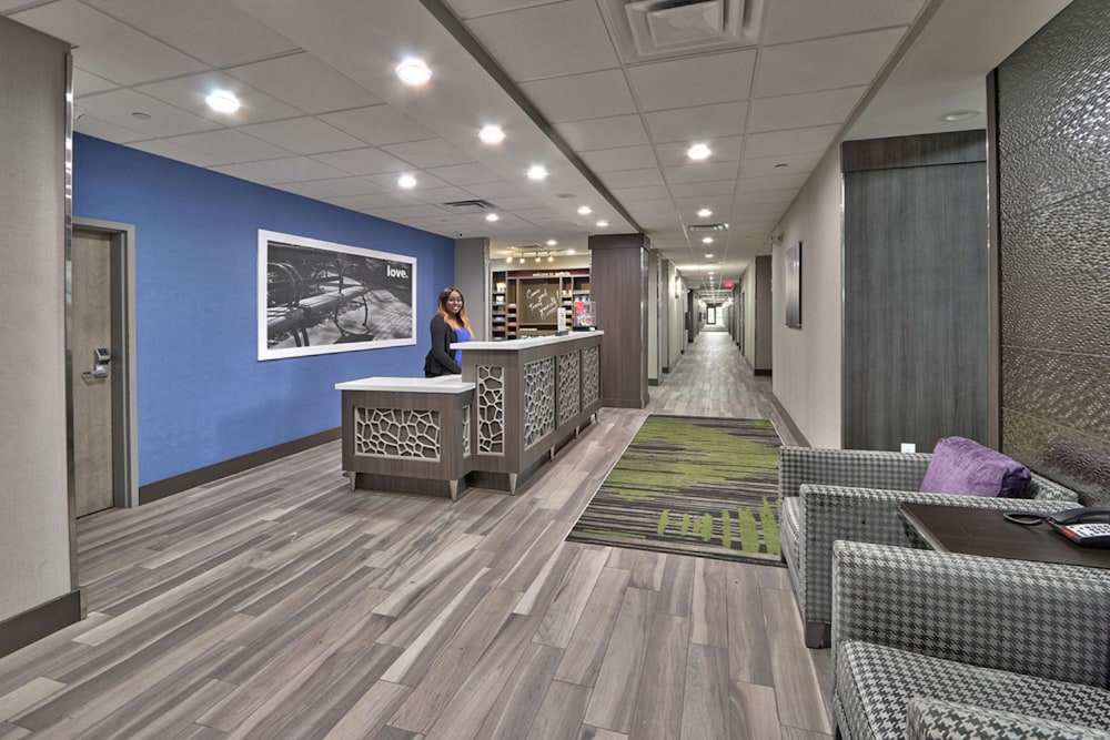 Hampton Inn And Suites Guthrie 16/53