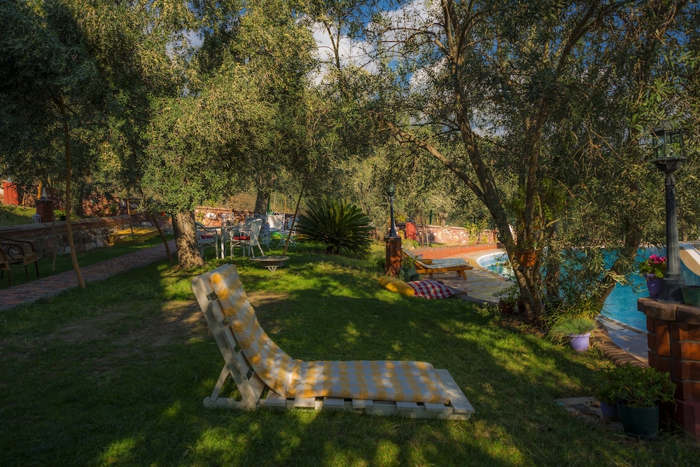 Aeneas Hotel 37/50