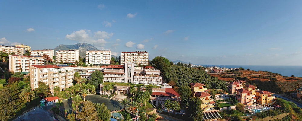 Club Paradiso Hotel 46/50