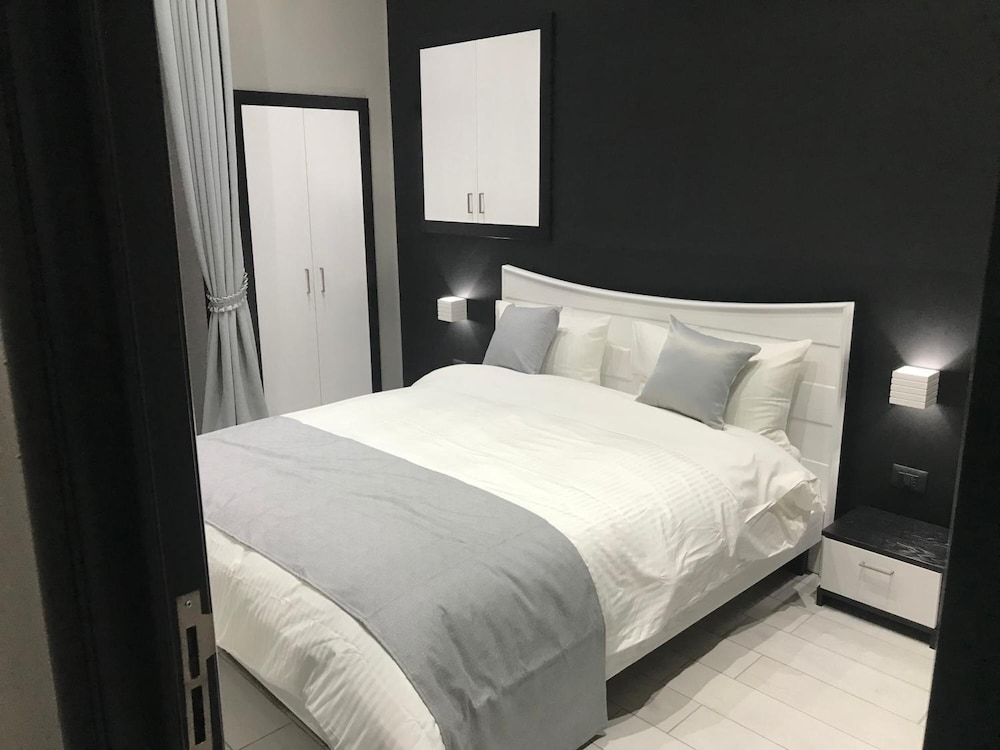 Parthenope Rooms 9/50