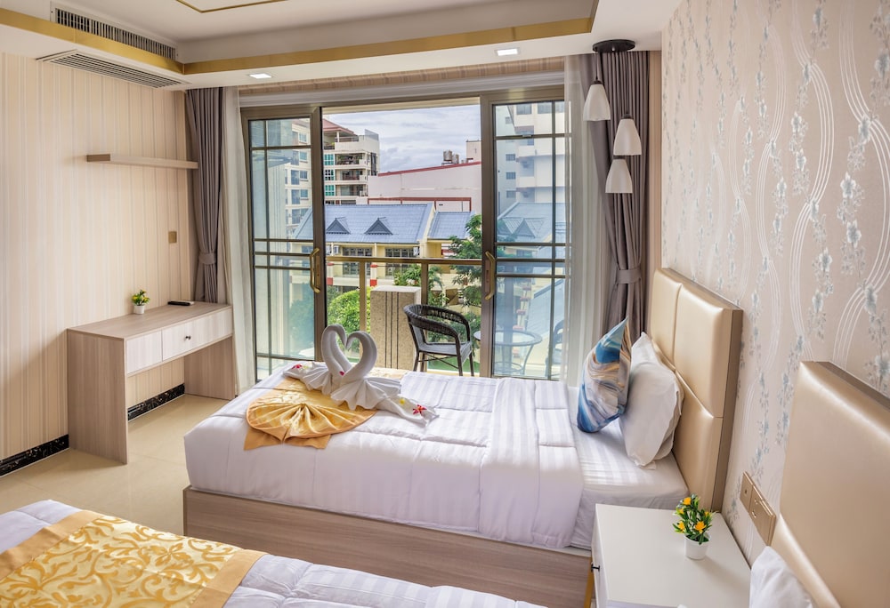 غرفة سوبيريور بسرير كوين بإطلالة على المسبح، Mermaid S Beach Resort Jomtien 4/10