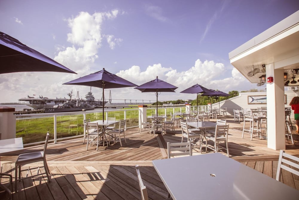 Harborside At Charleston Harbor Resort And Marina 33/50