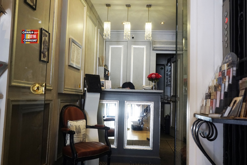 Hotel Riviera Elysees 4/95