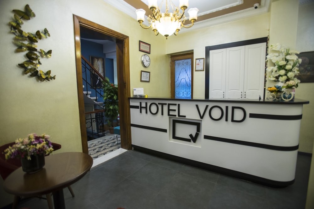 The Void Hotel 2/34