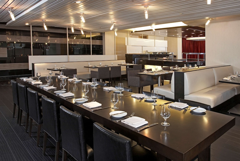 Hyatt Regency Toronto Hotel 50/63