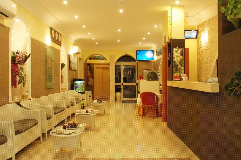 Hotel International Capodichino 40/53