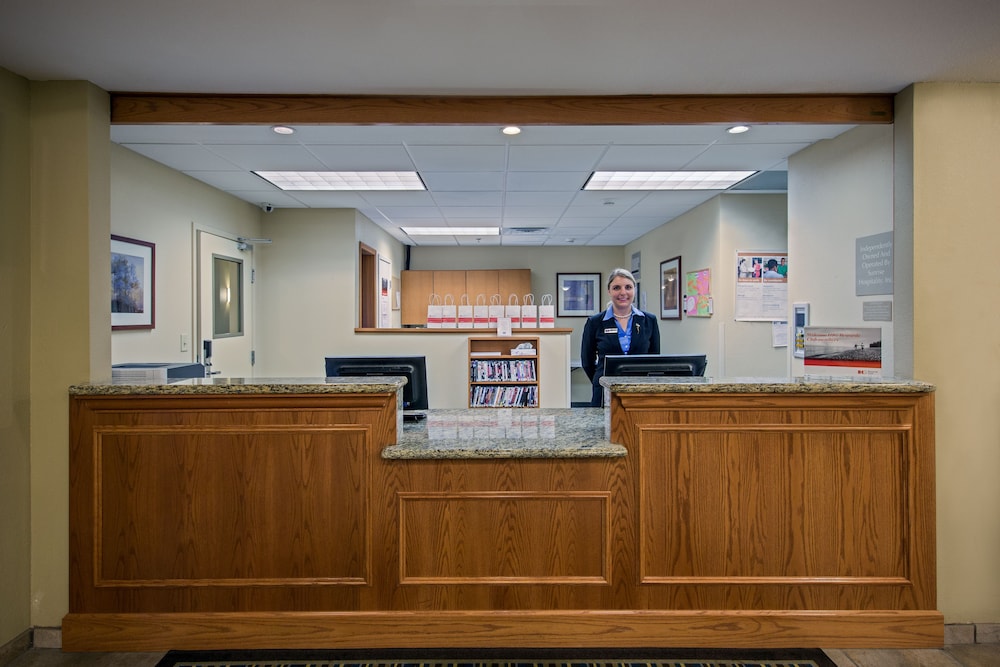 Candlewood Suites Perrysburg 13/53