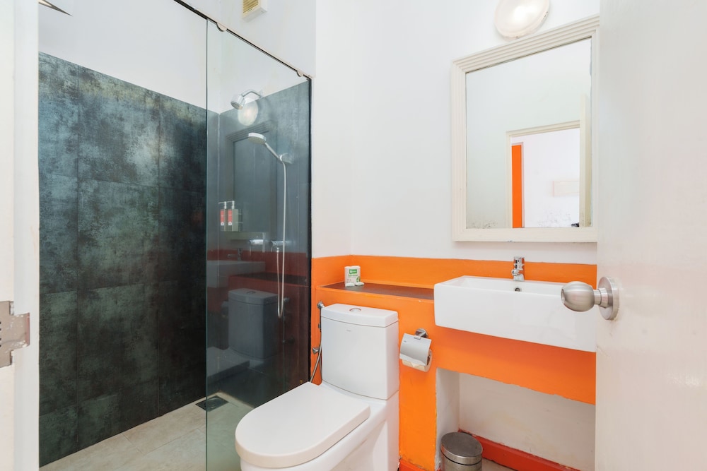 Hotel J Negombo 48/52