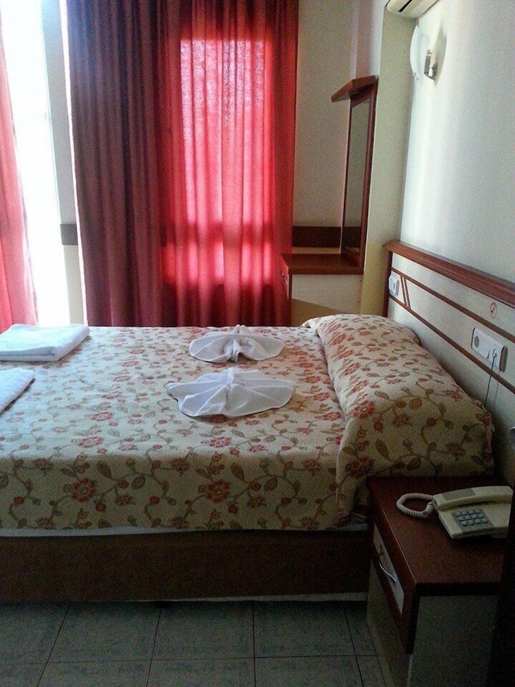 Lavinia Apart Hotel 18/66