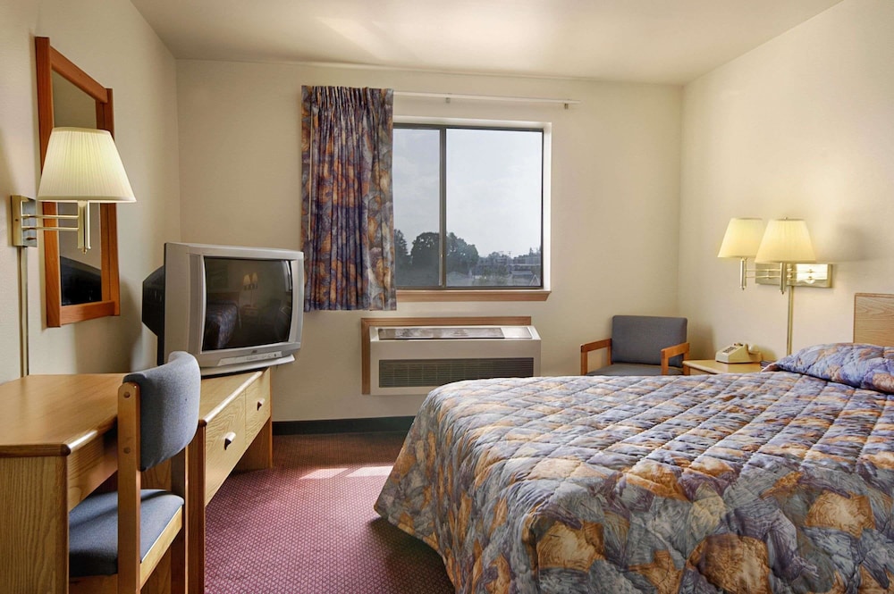 Ramada by Wyndham York Harrisburg Hershey 11/27