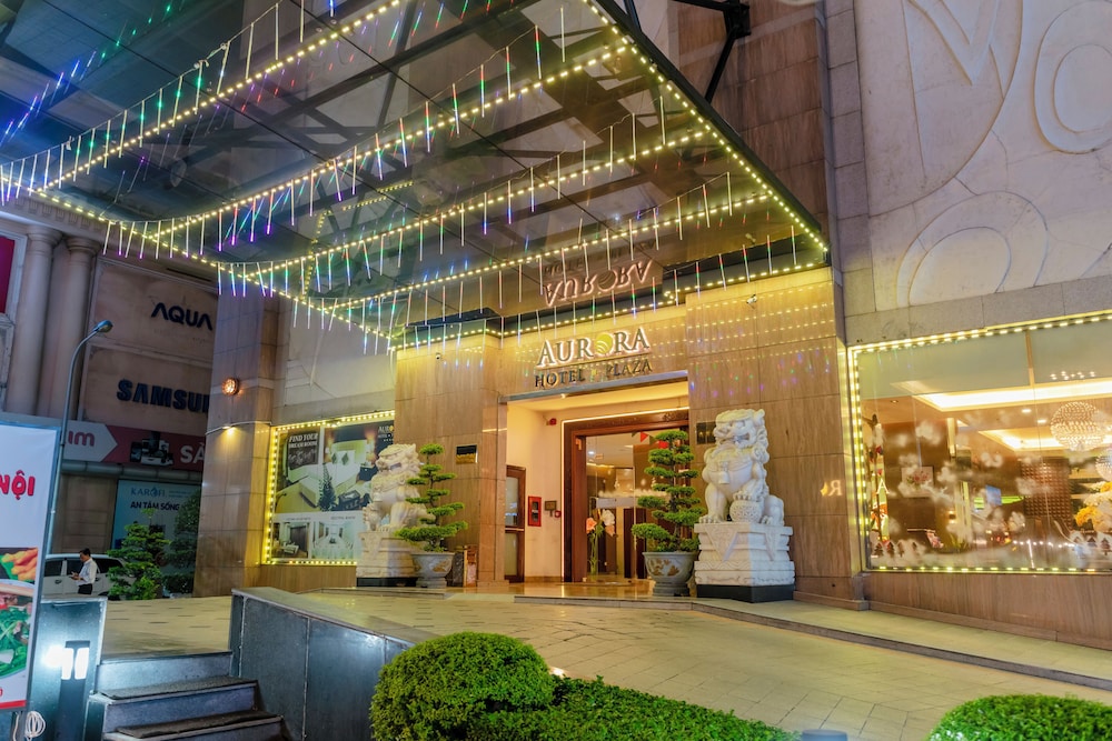 Aurora Hotel Plaza 6/71