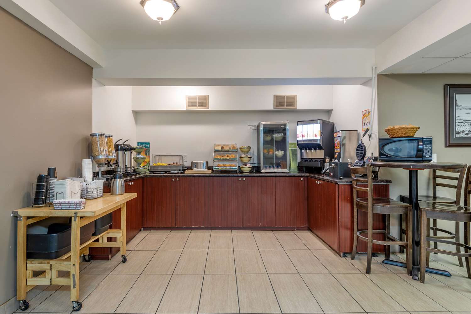 Quality Inn and Suites Niagara Falls ON 27/30
