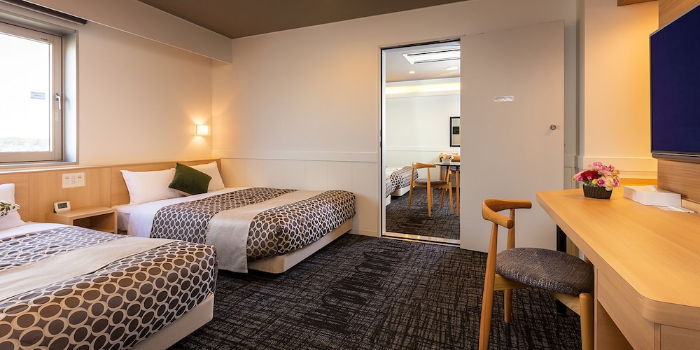Tokai City Hotel 29/70