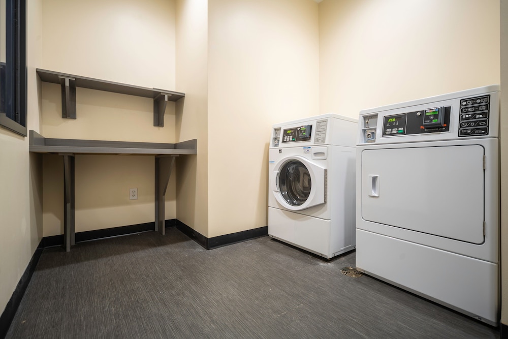 Holiday Inn St. Louis - Creve Coeur 19/45
