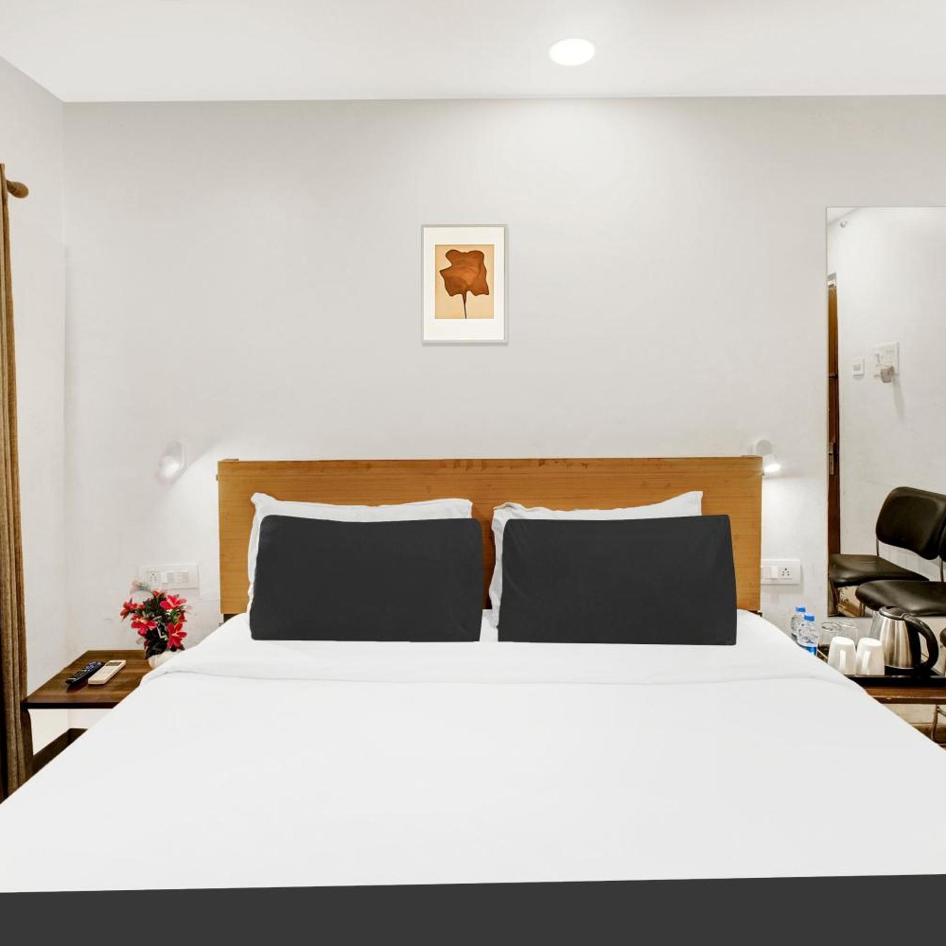 Hotel Grand Majesty 35/53