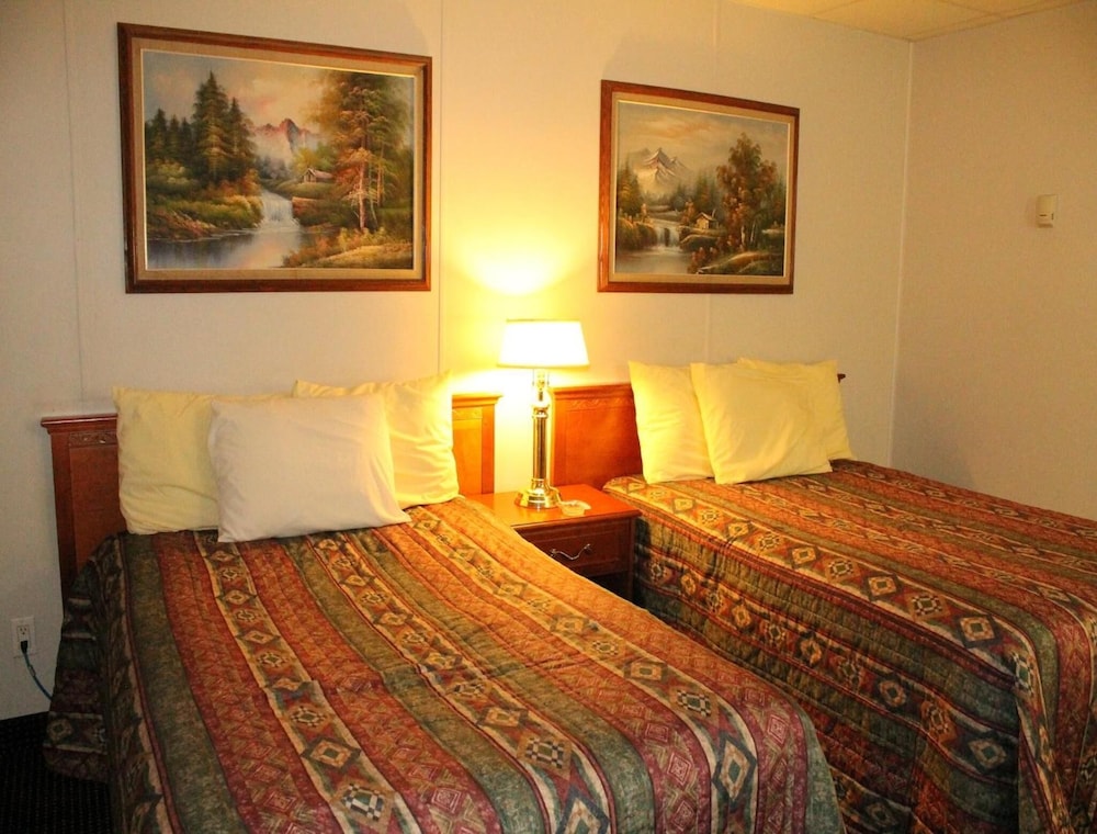 Tel Star Motel 35/50