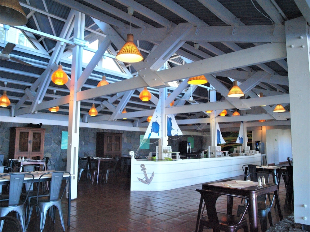 Lobby at Hotel les Aigrettes, SAINT-PAUL