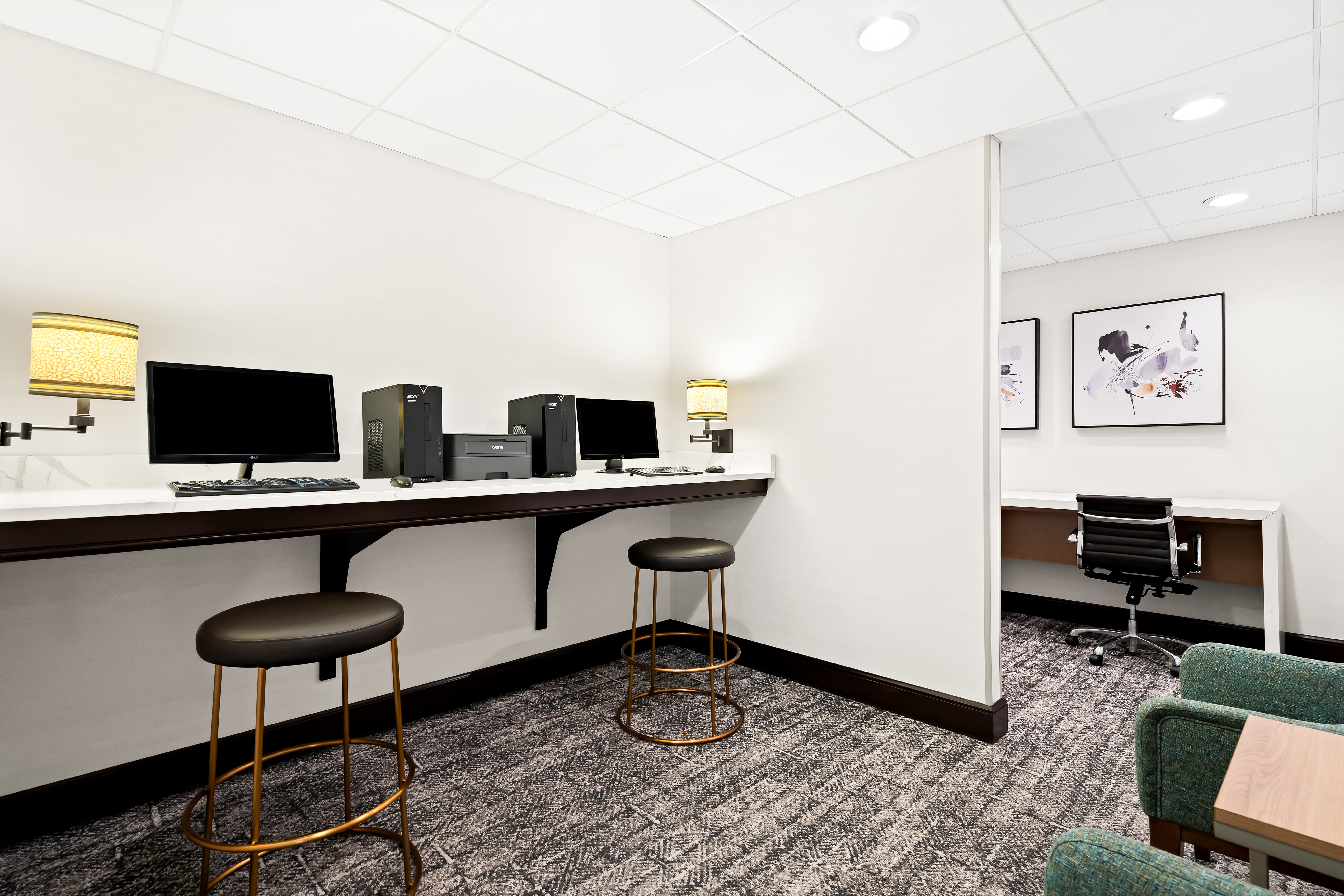 Staybridge Suites Cincinnati North Oh 60/69
