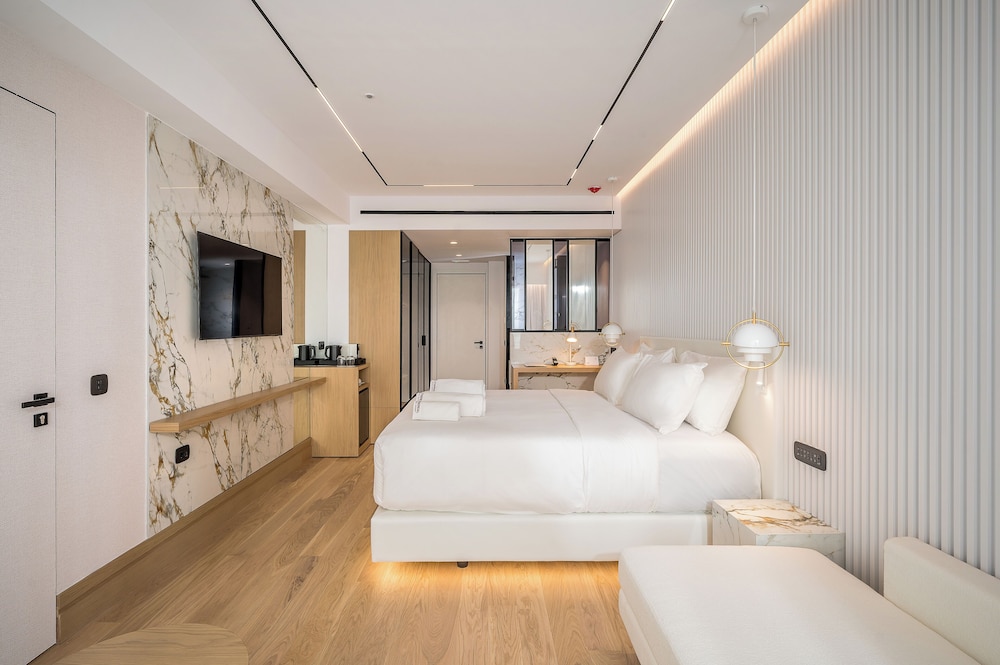 Ethereal White Resort Hotel & Spa Adults Only 16+ 31/81