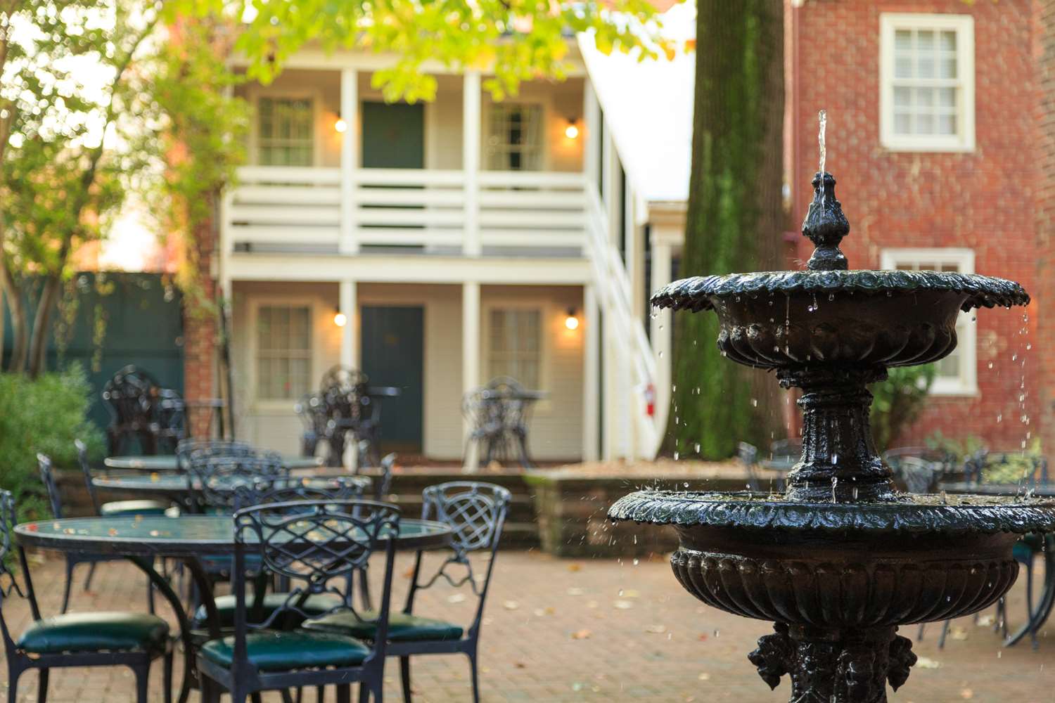 Linden Row Inn 15/15