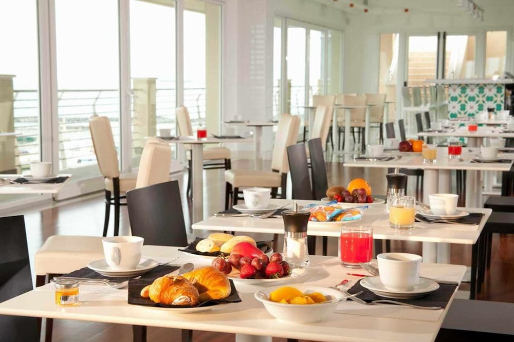 Hotel Tiber Fiumicino 42/68