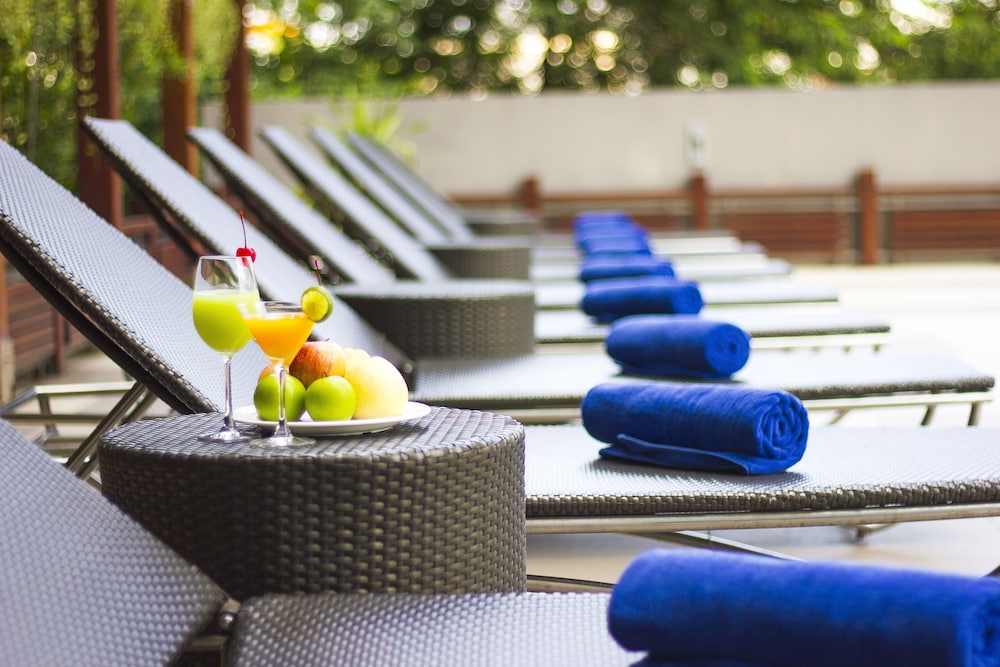 Adelphi Grande Sukhumvit 49/70