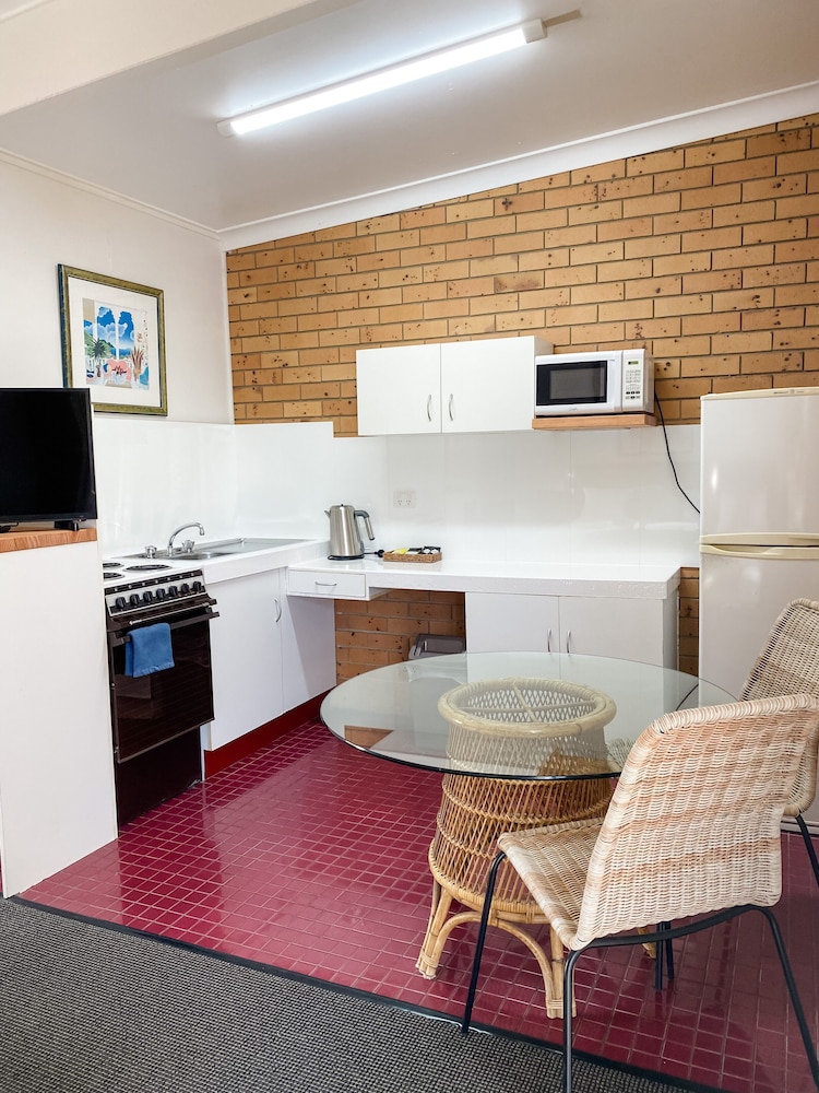 Pacific Sun Bargara Beach Motel 60/78