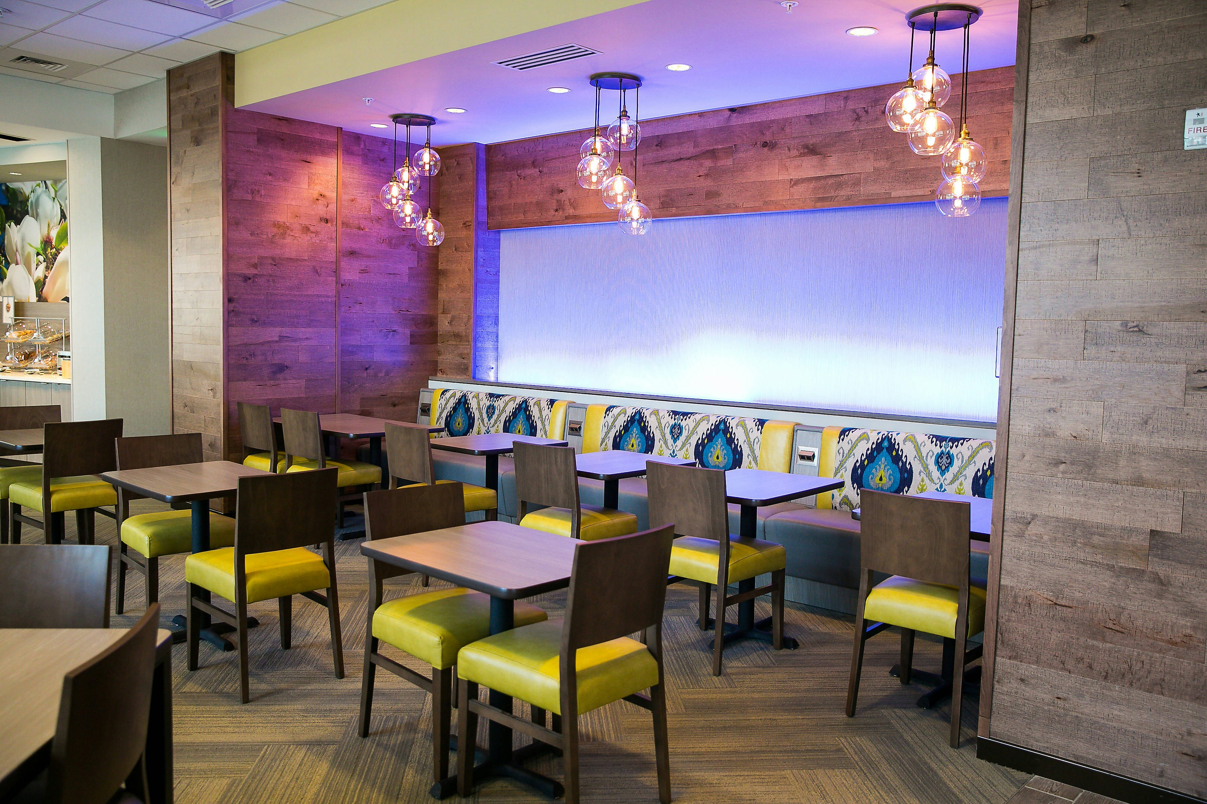 Fairfield Inn And Suites Savannah Midtown 13/13