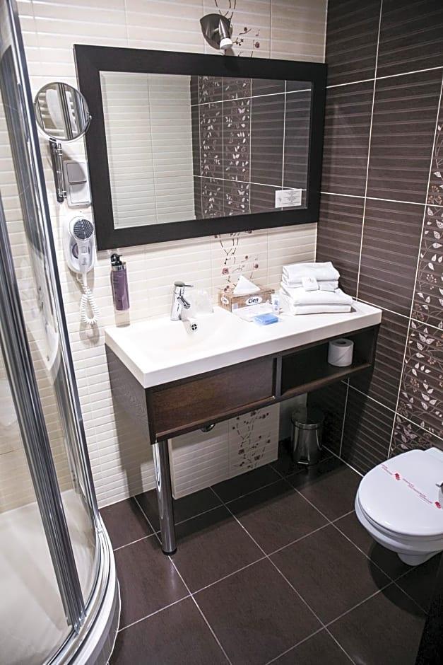 Hotel Leda Spa 48/50