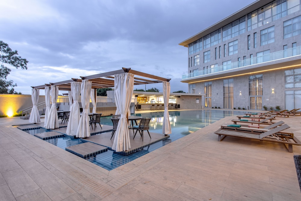 Alisa Hotel Tema 19/20