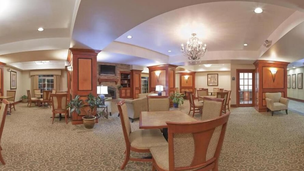 Holiday Inn Express Hotel And Suites Danville 30/43