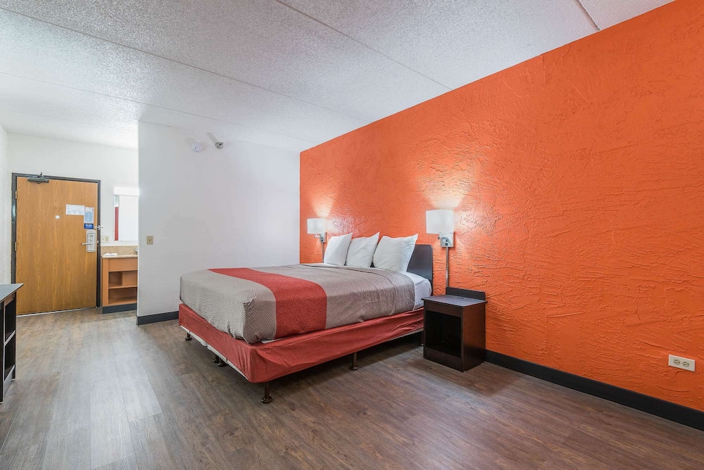 Motel6 Bridgeview, IL 29/64