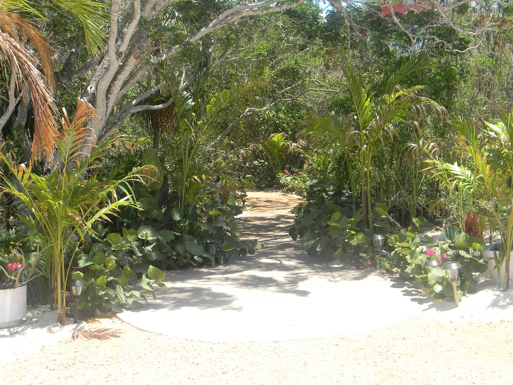 Harbor Breeze Villas 27/64