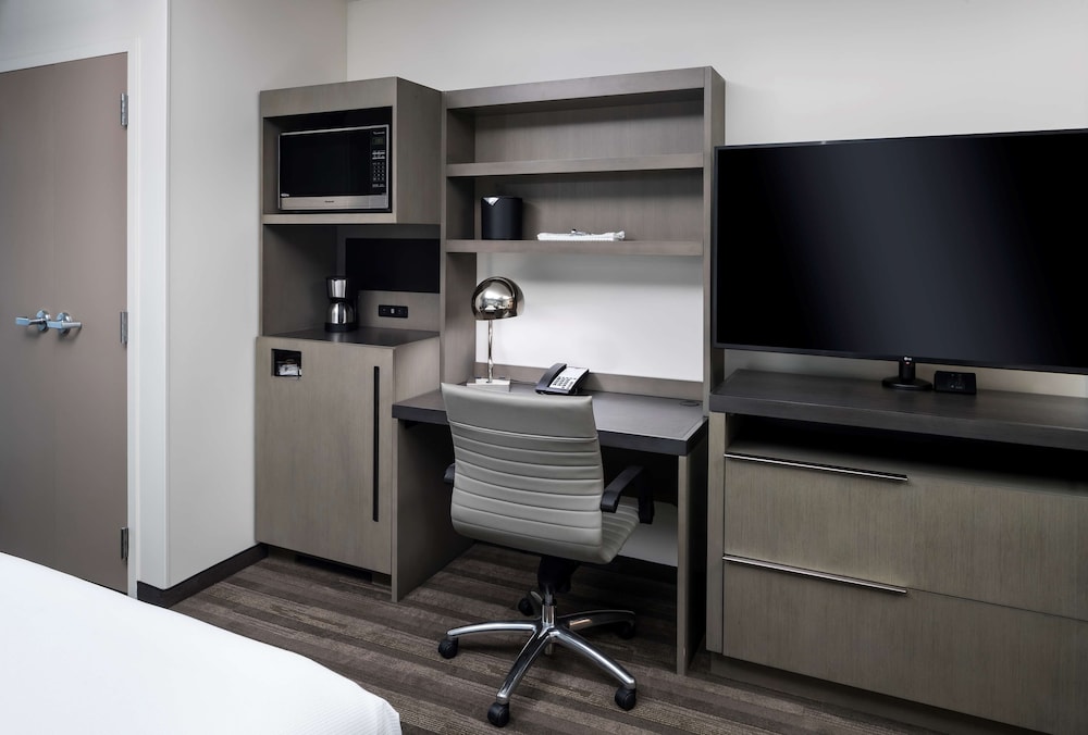 Hyatt House Tempe / Phoenix / University 41/50