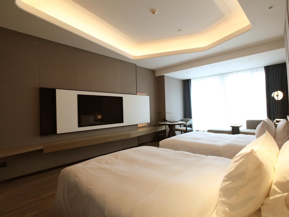 SUPERIOR, TWIN BEDS