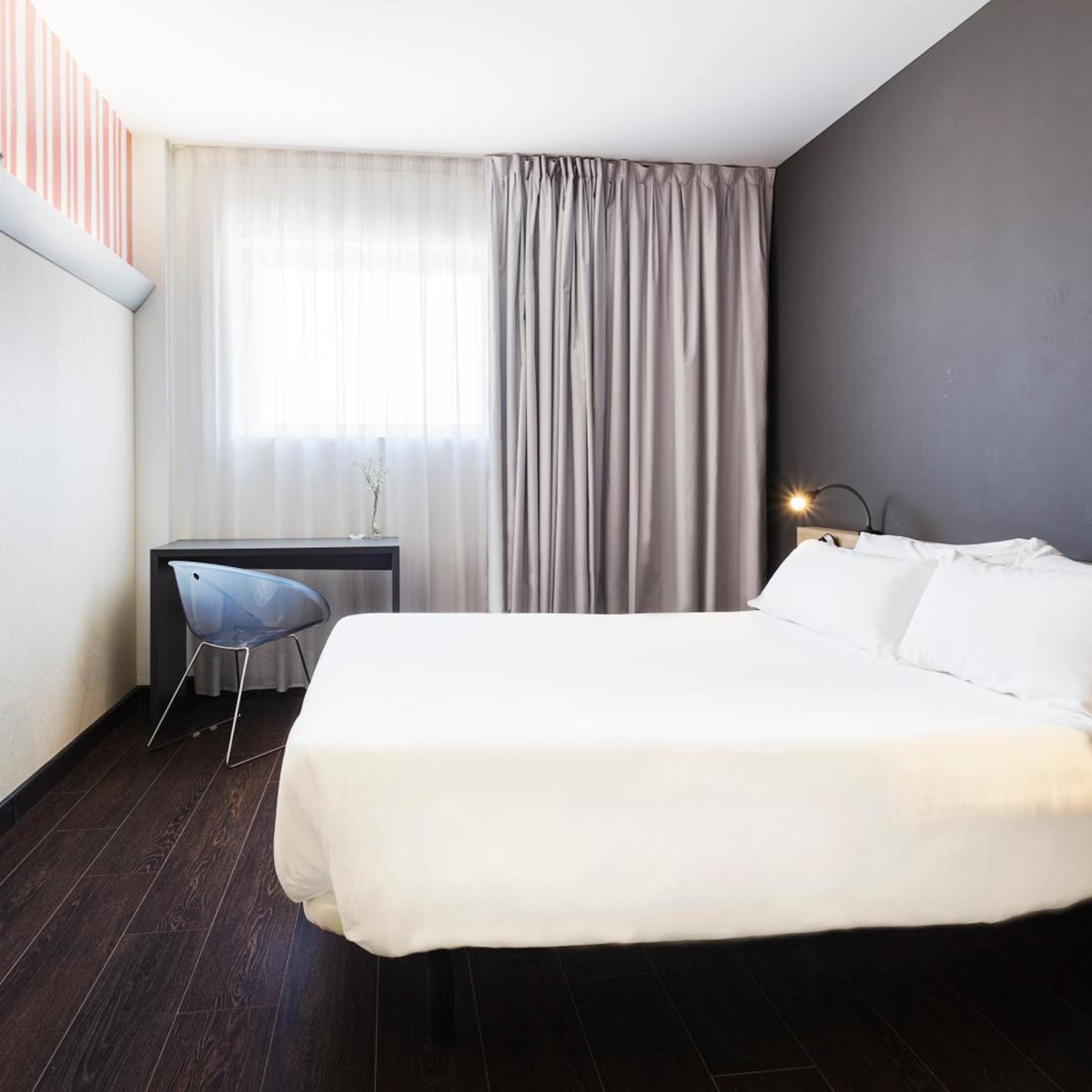 SUPERIOR, DOUBLE BED