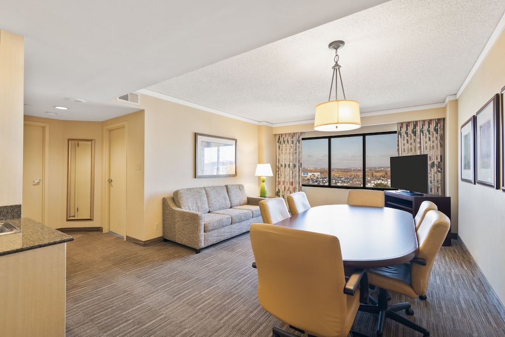 Harmony Suites Secaucus Meadowlands 30/44