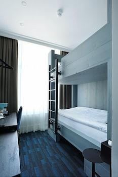 Economy, Twin Beds