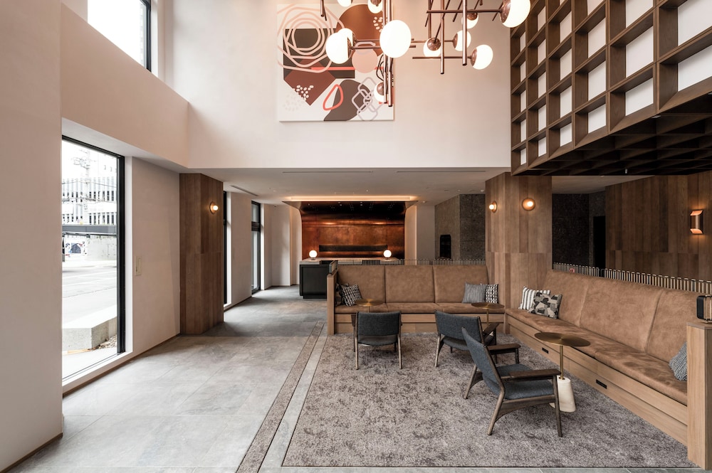 CINQS Hotel 43/50