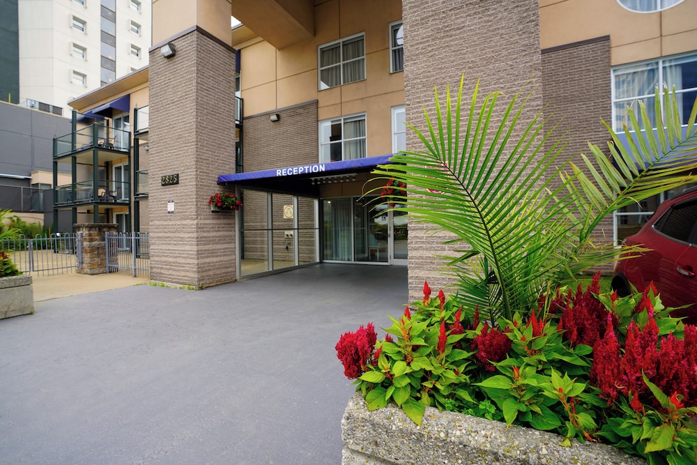 Hotel Lindbergh – Laurier Quebec 4/49