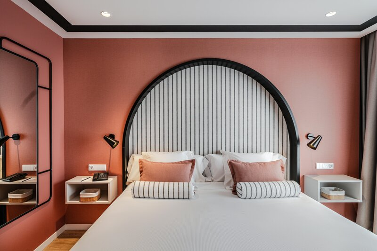 Hotel Vincci Bonjardim 84/131