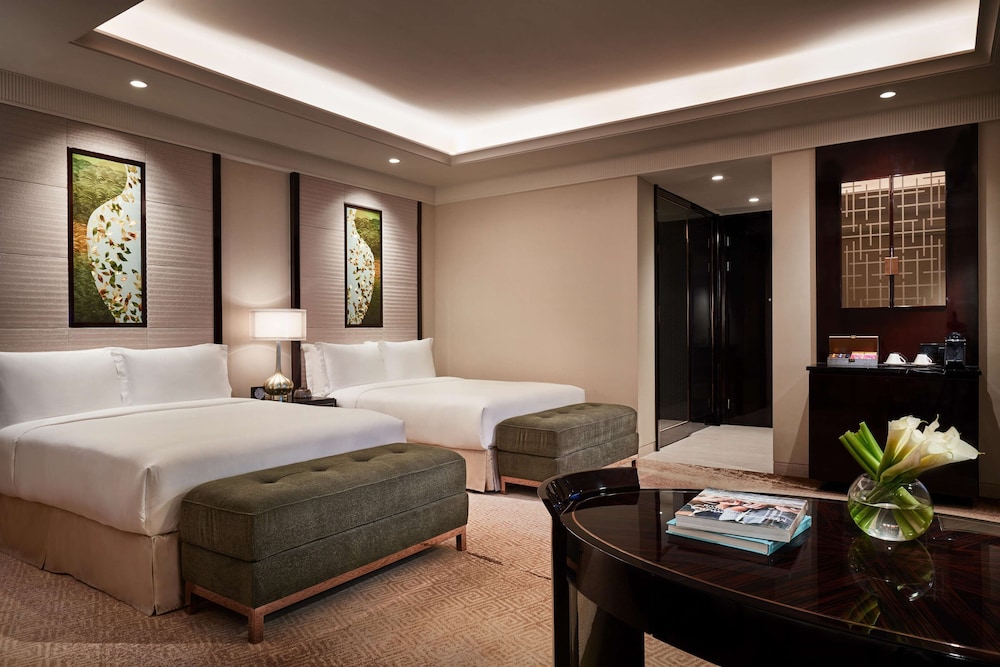 Fairmont, 2 Queen Beds