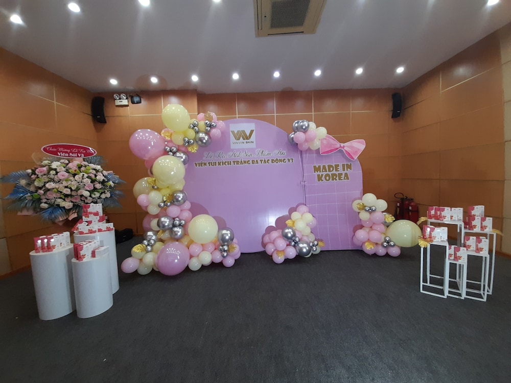 Vien Dong Hotel 10/50