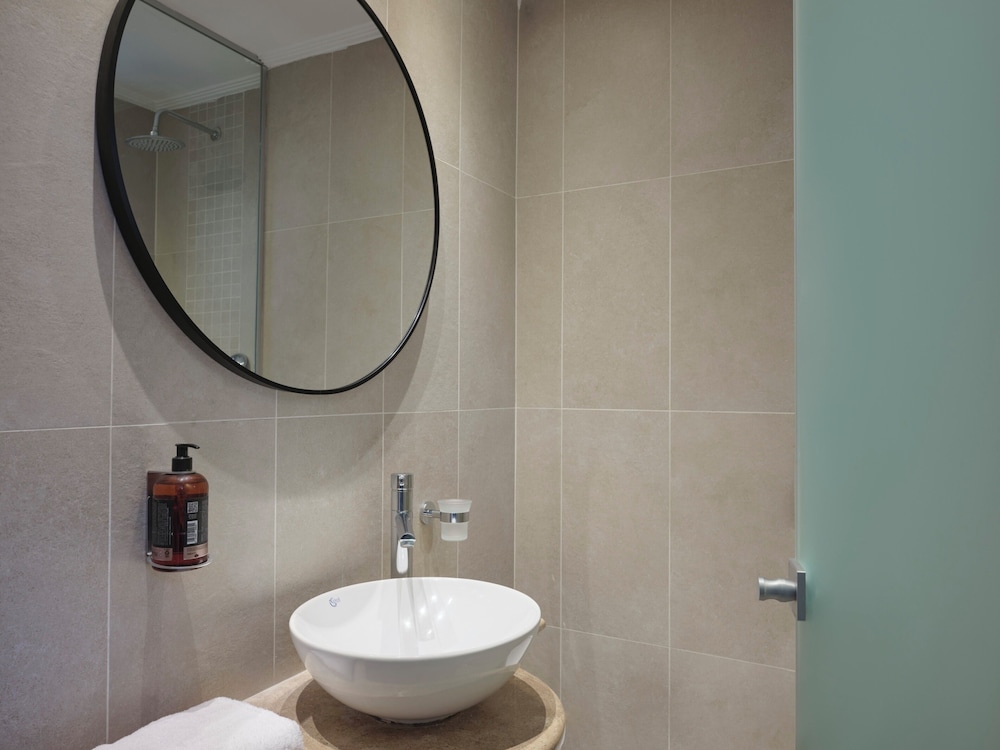 Atlantica Thalassa Hotel 43/44